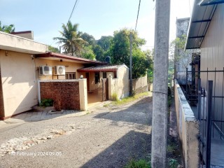 House rent for office space - Thalawathugoda - Pannipitiya main road 